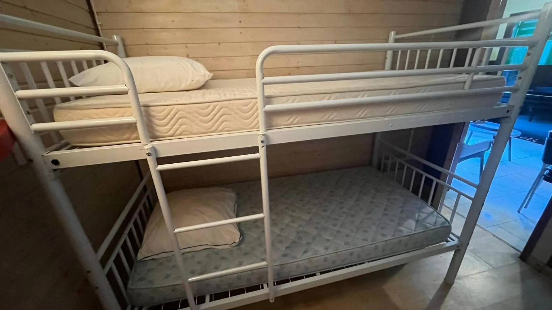 La Cabane Du Pecheur - 20 Min D'Aurillac - 2Ch - Les Pieds Dans Le Lac Lacapelle-Viescamp Holiday home